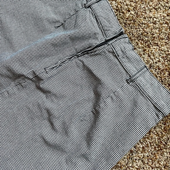 H&M gingham print black and white skirt size 10 - Picture 3 of 4